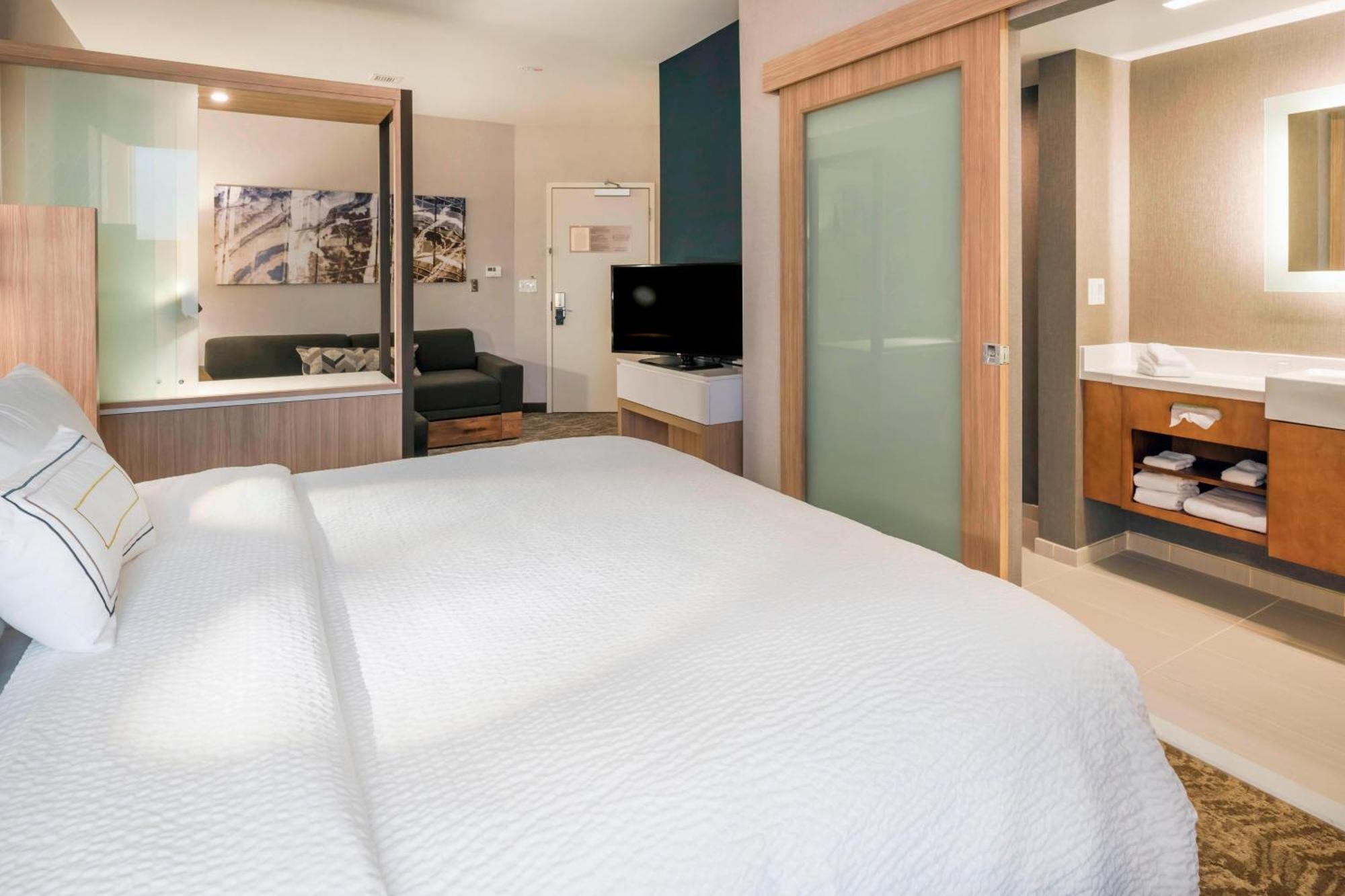 Springhill Suites By Marriott Fishkill Exterior photo